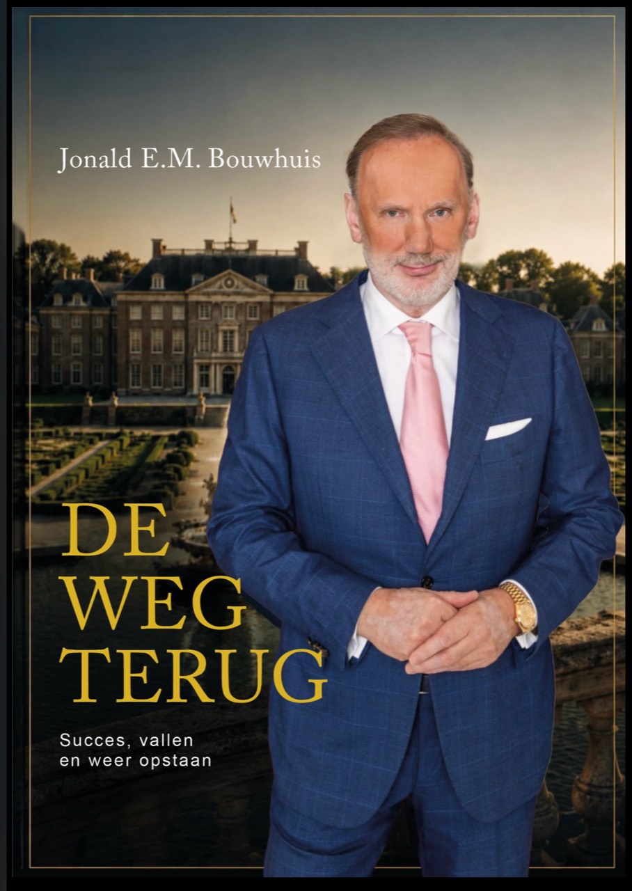 De zwarte omslag van De weg terug van Jonald E.M. Bouwhuis.